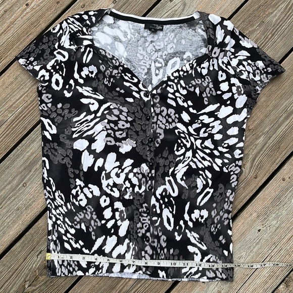 East 5th unworn cap sleeve sweater M - Picture 7 of 9